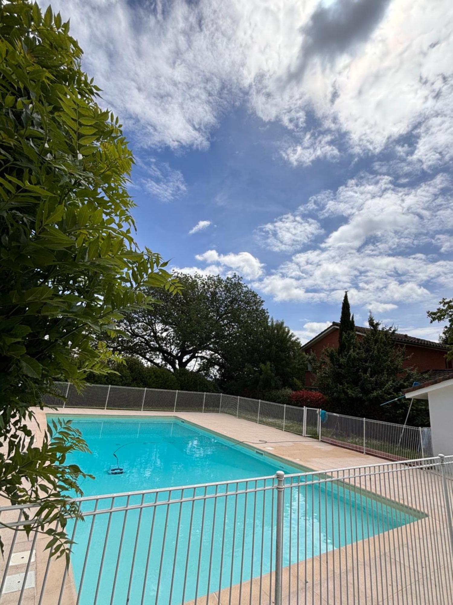 Charmant Appartement Toulouse Exterior photo